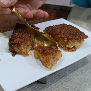 Almond heart pastries